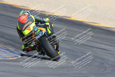 media/Dec-05-2024-Racers Edge (Thu) [[e102e0690b]]/3-B Group/Session 1 Turn 8 Backside/